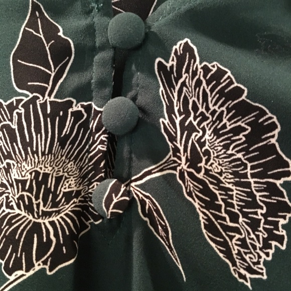 Classy Flower print blouse - Picture 2 of 8